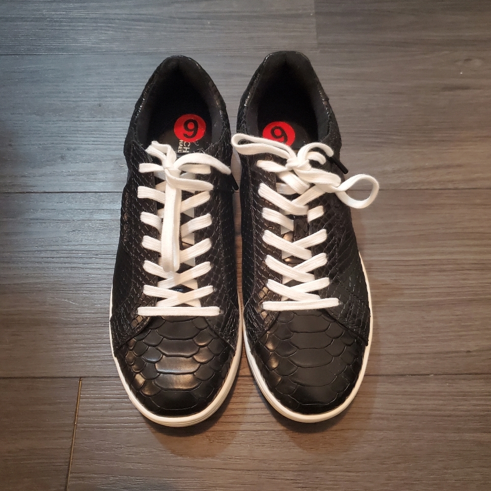 MICHAEL Michael Kors Black Leather Fashion Sneakers